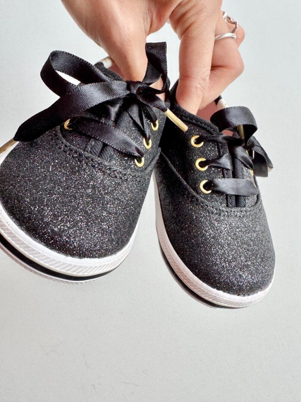 NWOB Baby KEDS x KATE SPADE Champion Glitter Crib Black Sneakers, Size 3M - Picture 4 of 9